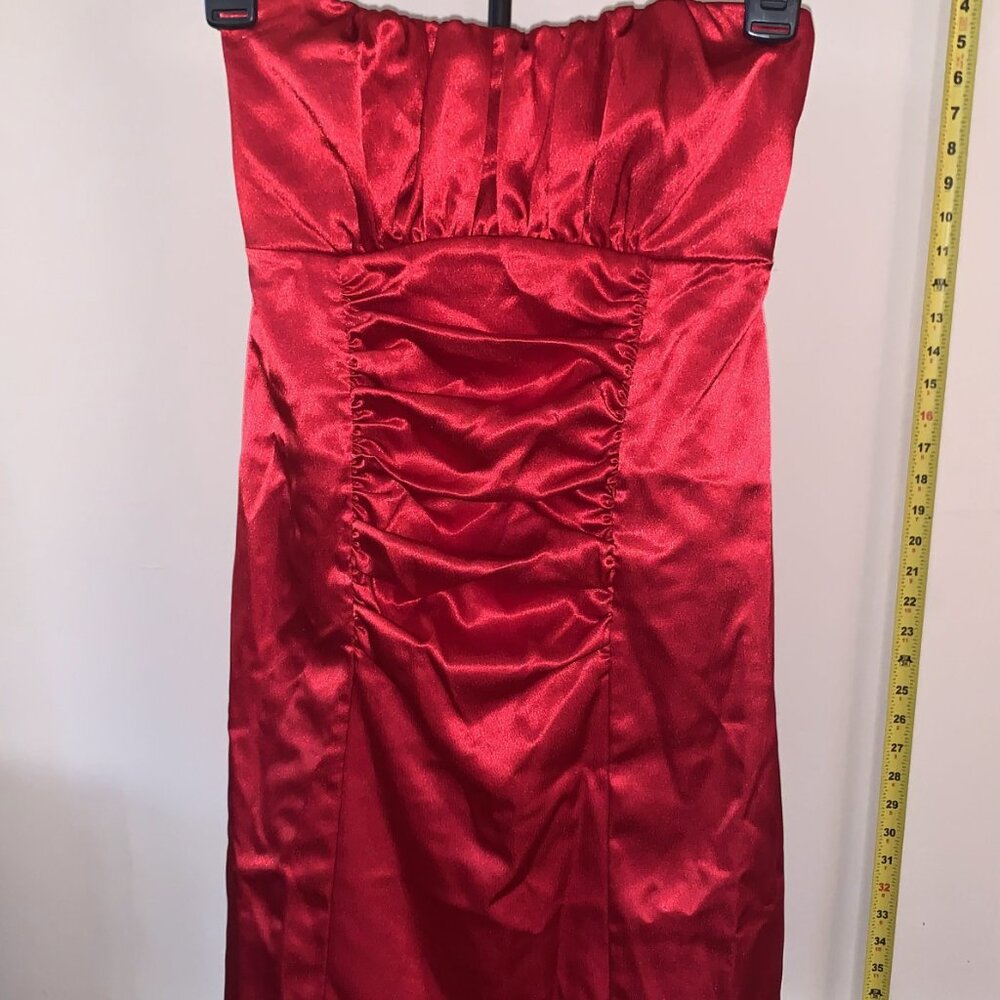 FREDERICK'S of HOLLYWOOD strapless red dress in size 4 - Picture 2 of 5